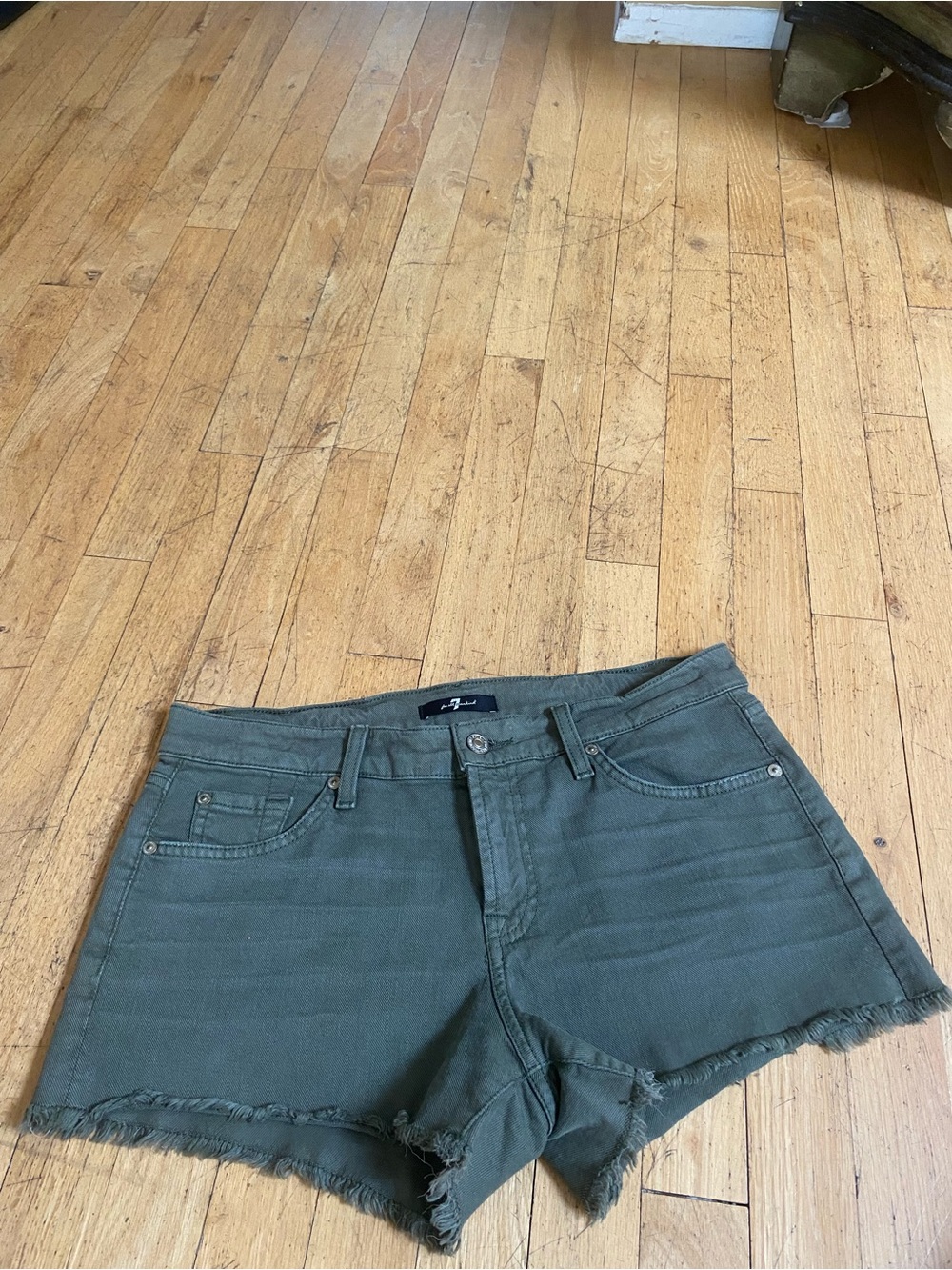 7 for all mankind green shorts. Size 28